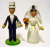 638px-German wedding figures
