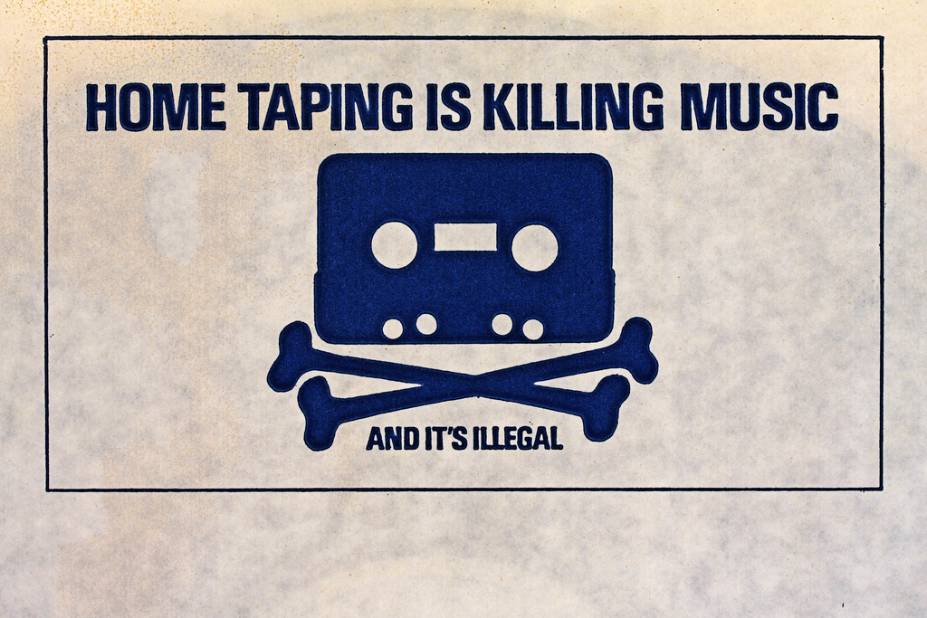  Home taping is killing music - 452 ko