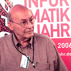 https://upload.wikimedia.org/wikipedia/commons/thumb/a/aa/Marvin_Minsky.jpg/240px-Marvin_Minsky.jpg