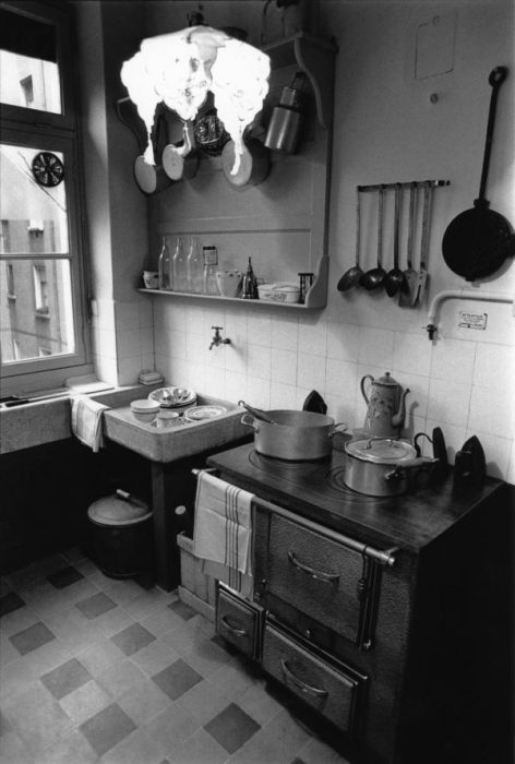 Appartement-musée de la Cité Tony-Garnier, Claude Essertel, 1990 [fonds Lyon Figaro]