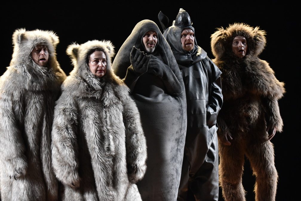 Festival d'Avignon / 2016 / Festival In / La tigresse - Gianina Cărbunariu - Sofia Jupither / © Emile Zeizig - mascarille.com
